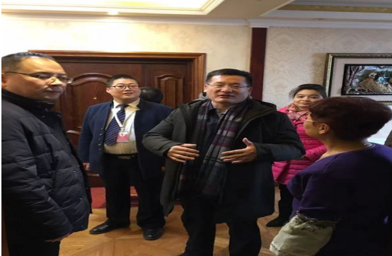 雁塔區(qū)區(qū)委副書記、代區(qū)長趙雷蒞臨【朱雀云天】小區(qū)檢查冬季供暖情況